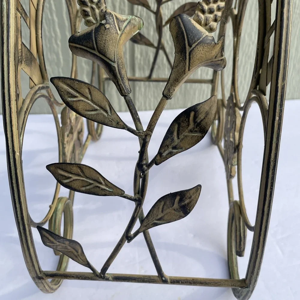 Wine‎ Holder Metal Rack with Holder 3 bottle caddy Wrought Iron Sculpture Art